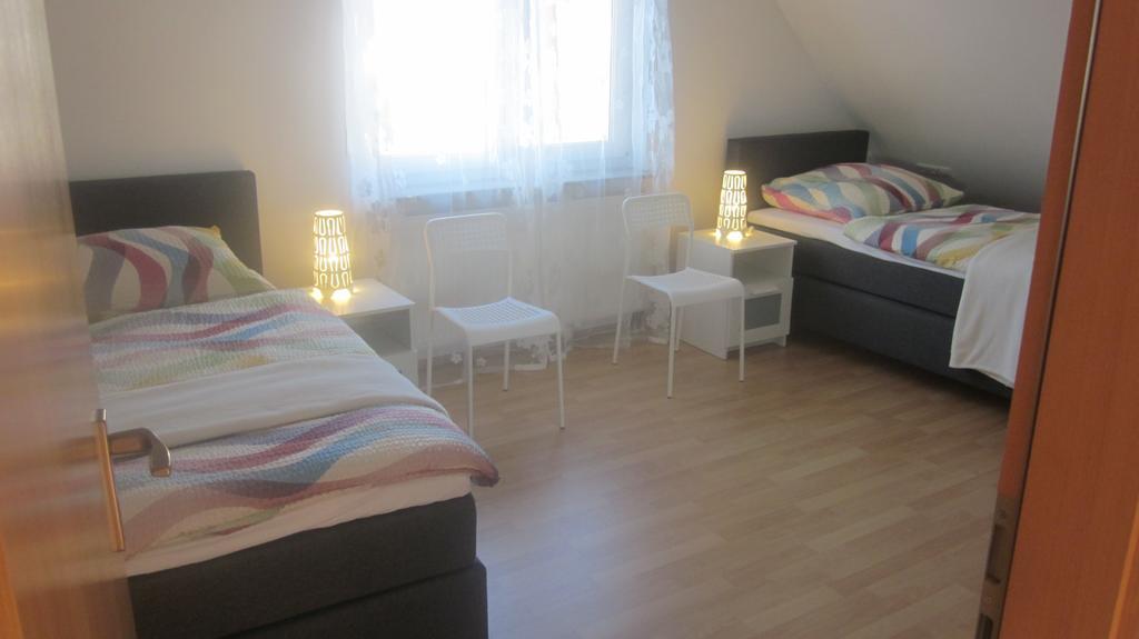 Komfort Apartment 1 Dg Juergen Kunzi Filderstadt Buitenkant foto
