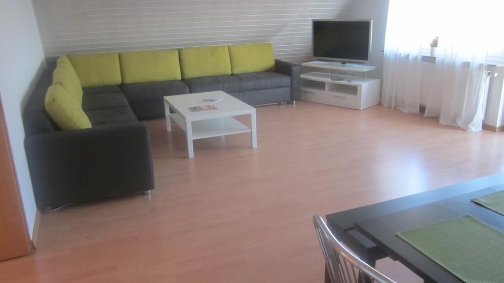 Komfort Apartment 1 Dg Juergen Kunzi Filderstadt Buitenkant foto